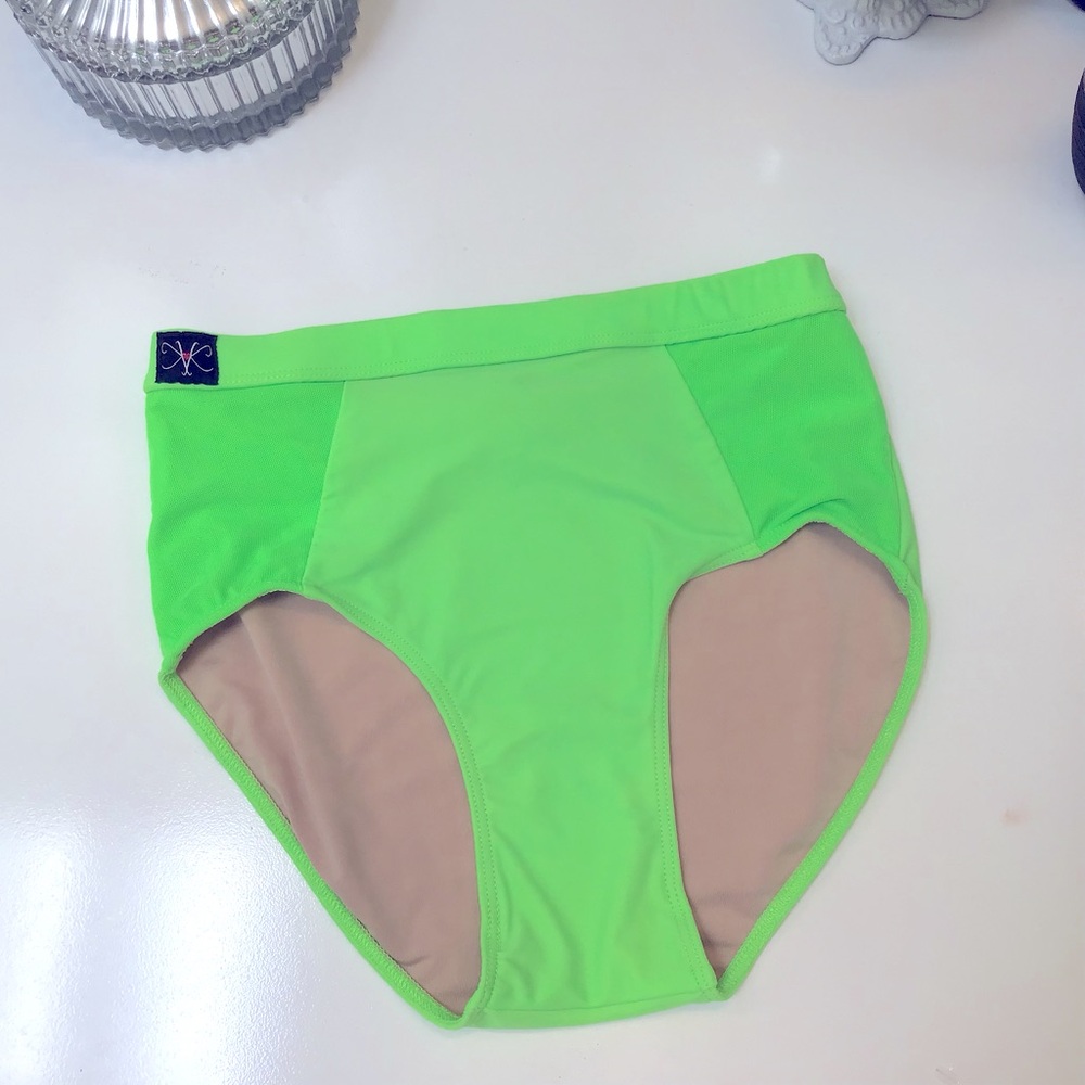 Kandi Kouture Dancewear Brief Dance Shorts Sz S New!